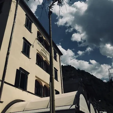 Oda ve Kahvaltı Ristorante Sensole